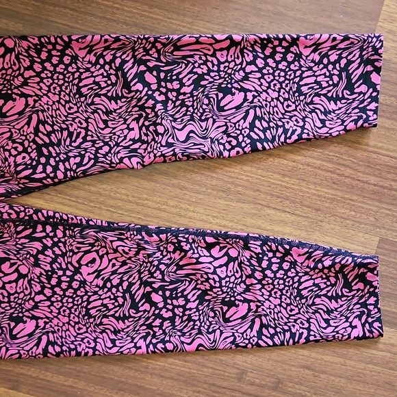 CARBON38 SET Electric Pink Swirly Leopard Print Leggings & Sports Bra~ Med, NWOT - Picture 9 of 14